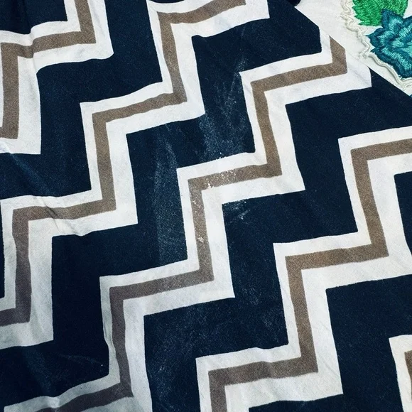 Maria B Cotton Tunic Top Size L
Elegant long cotton tunic - Picture 9 of 9